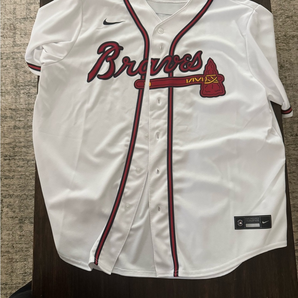 Nike White Braves Jersey Ozzie albies. Size XL. Excellent condition